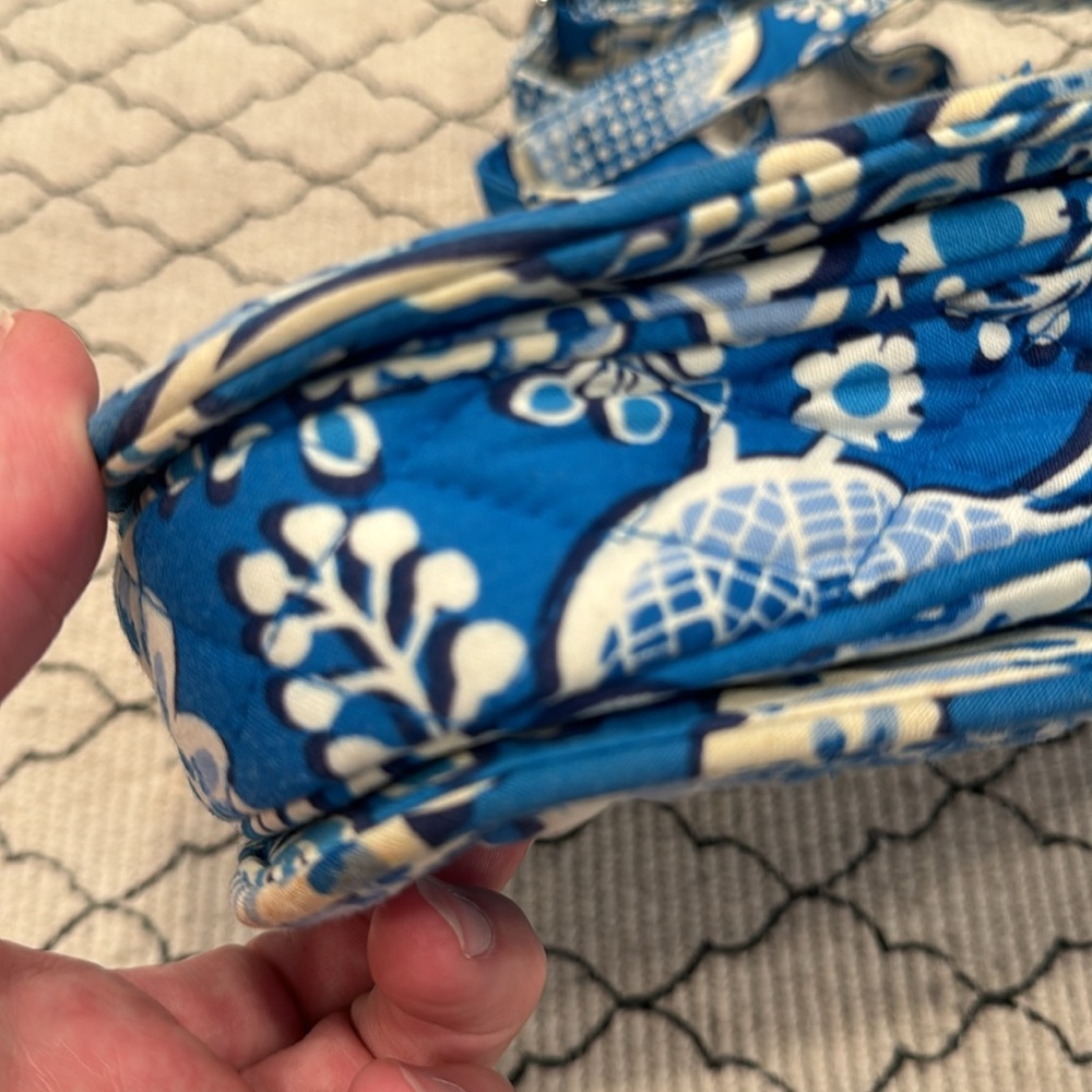 Vera Bradley crossbody bag - Picture 8 of 11